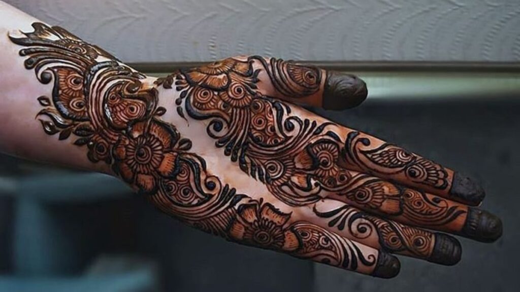 Arabic Mehndi Design Simple Front Hand