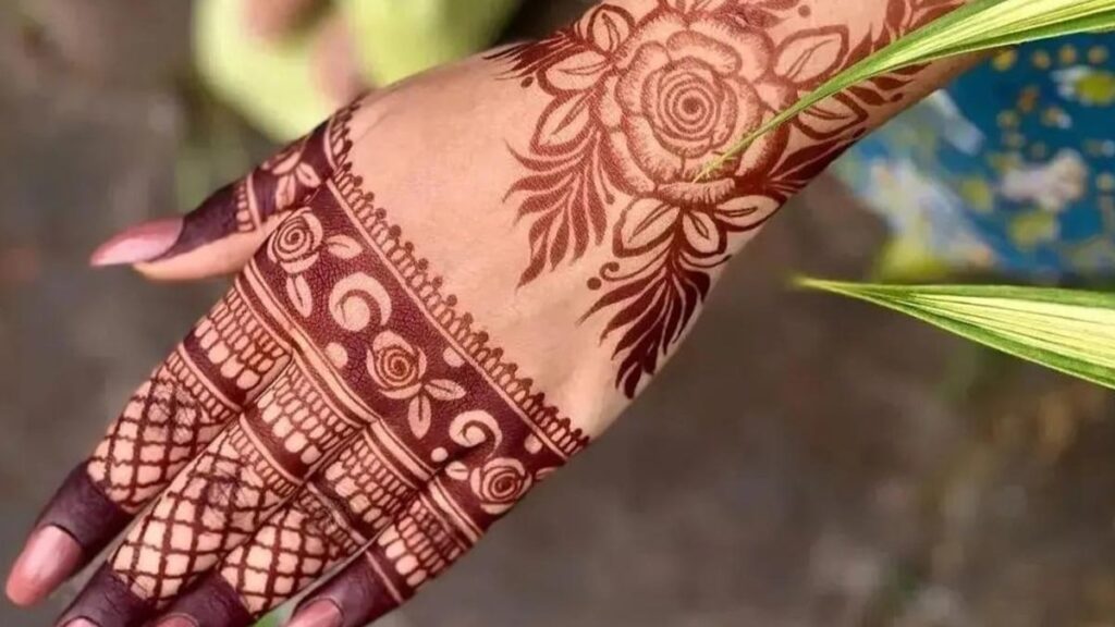 gulab wali mehandi design