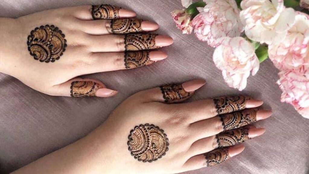 Mehandi design for Fingers