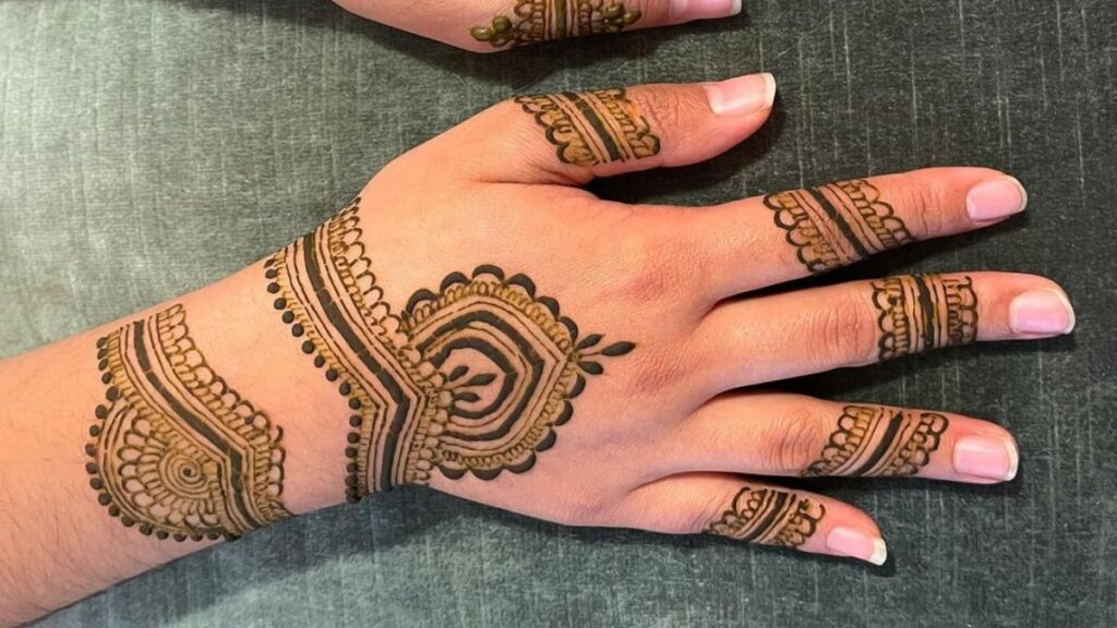 eid chand mehndi design