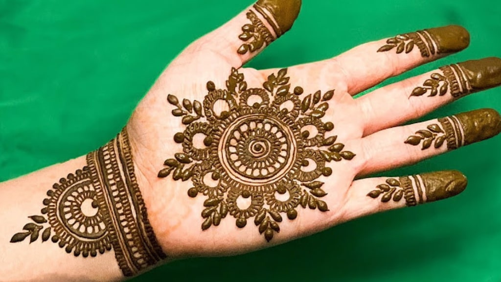 Beautiful Easy Mehndi Design