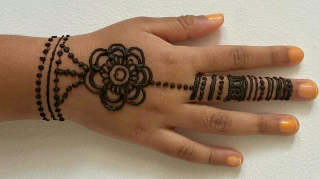 Mehndi Design Back Hand