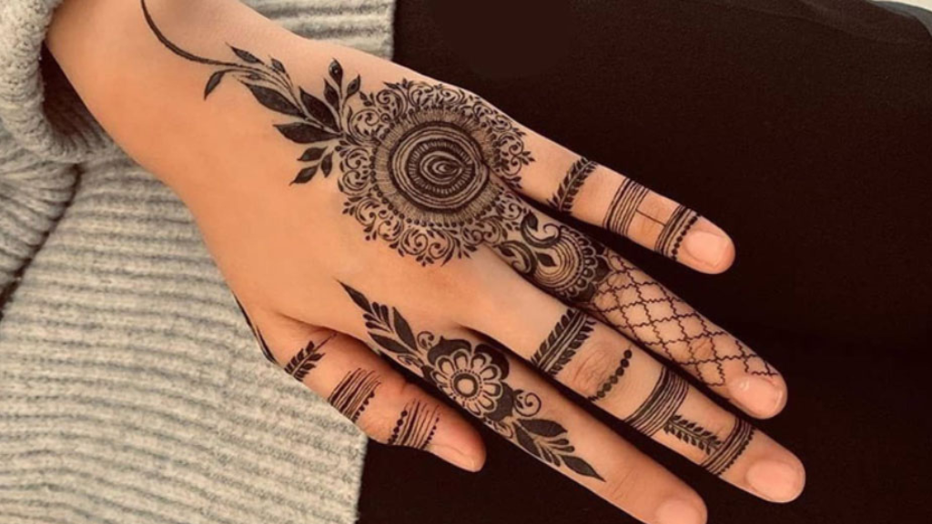 Mehndi Design Back Hand