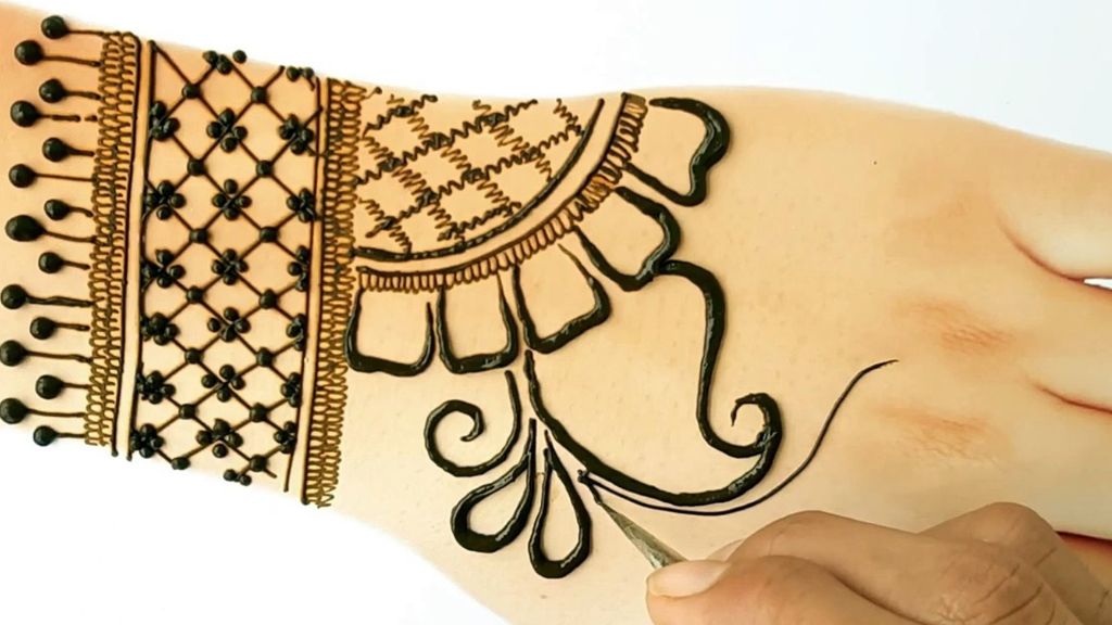 Easy mehndi design