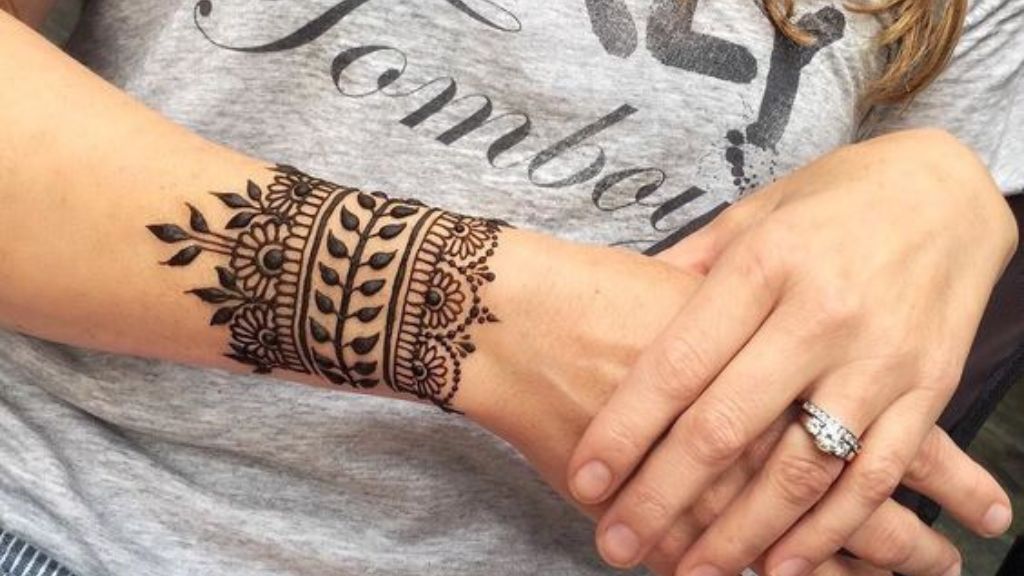 Tattoo Mehndi Designs