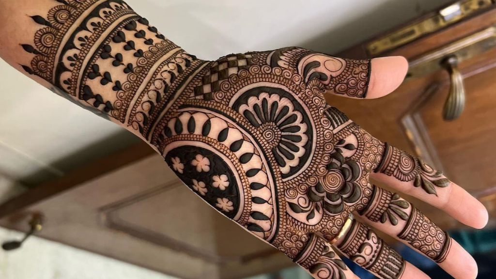 Full Hand Mehndi Design