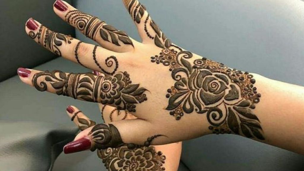 New Mehndi Design 2024