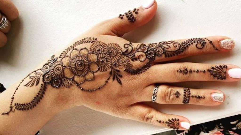 Modern Back Hand Mehndi Designs