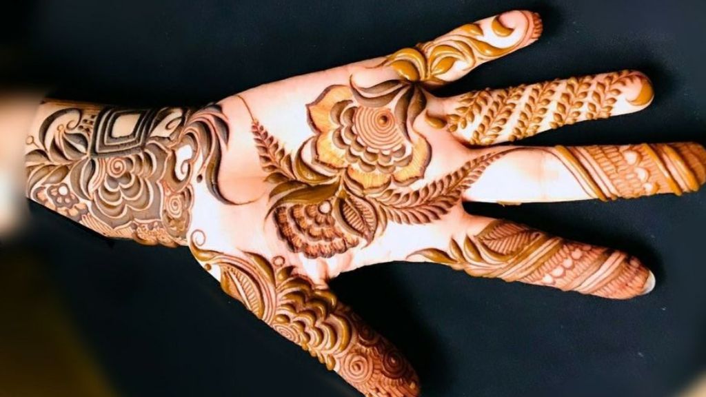 Simple Arabic Mehndi Design