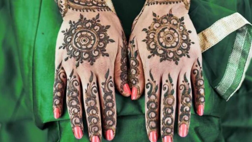 Mehndi Design for Backside Hand