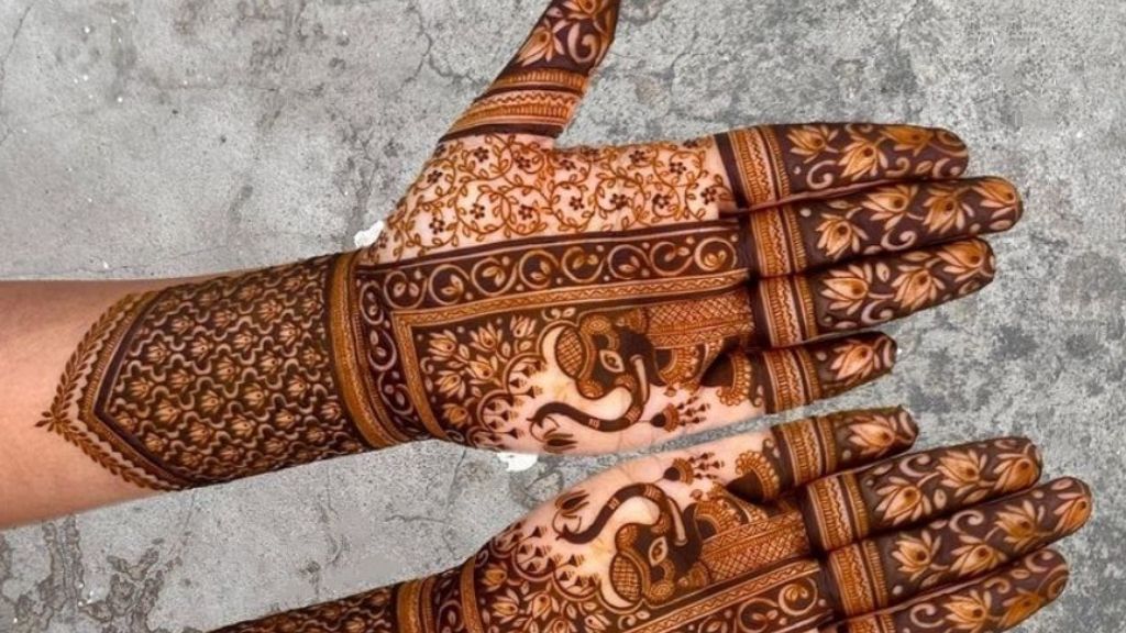 New Simple Mehndi Designs