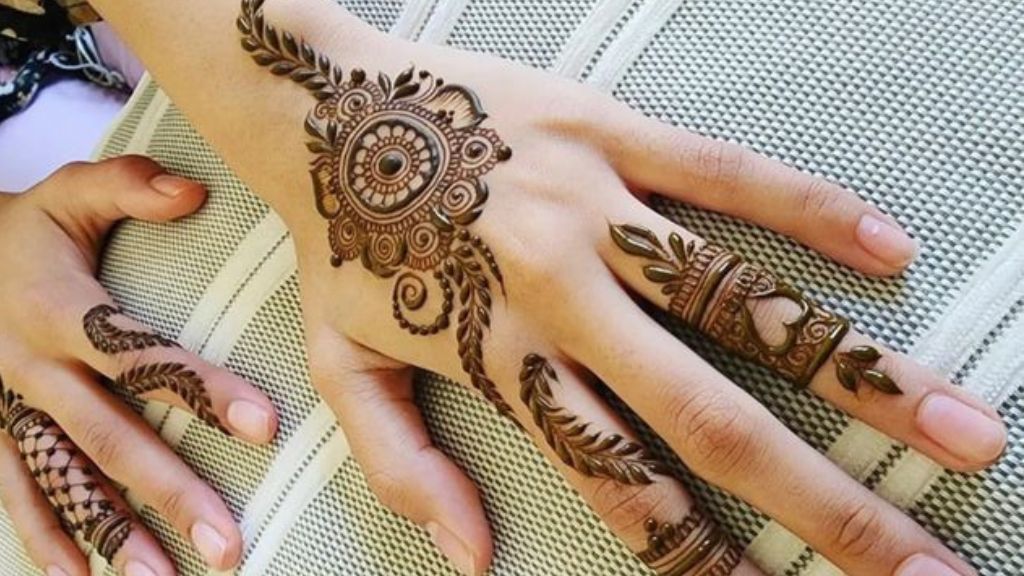 Modern Back Hand Mehndi Designs