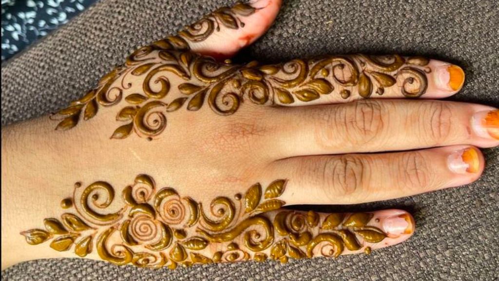 New Simple Mehndi Designs