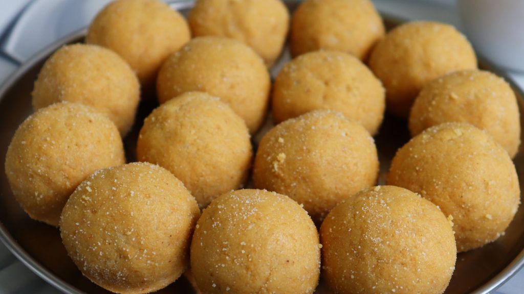 Besan ke Laddu Recipe