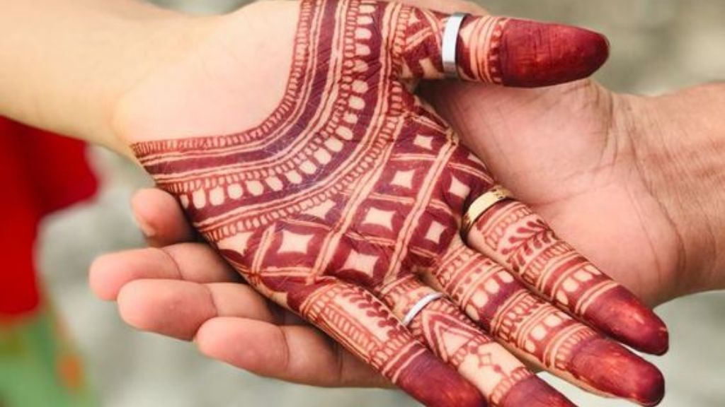 Simple Mehndi Designs