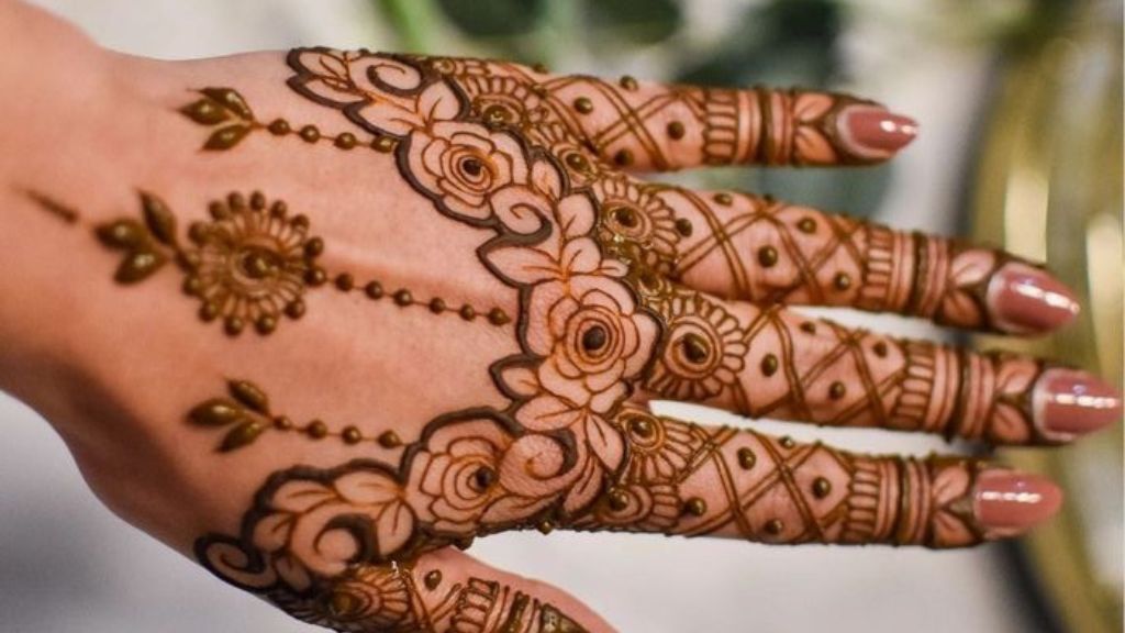 Unique Arabic Mehndi Design