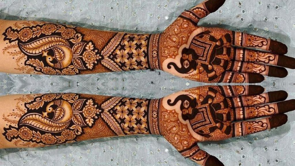 Full Mehndi Design Photo