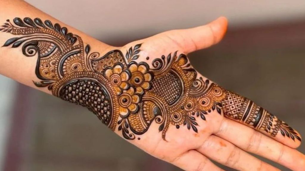 Full Mehndi Design Photo