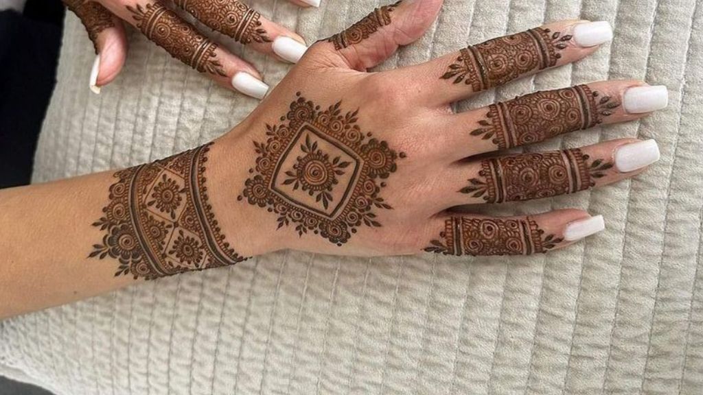 Best Mehndi Design