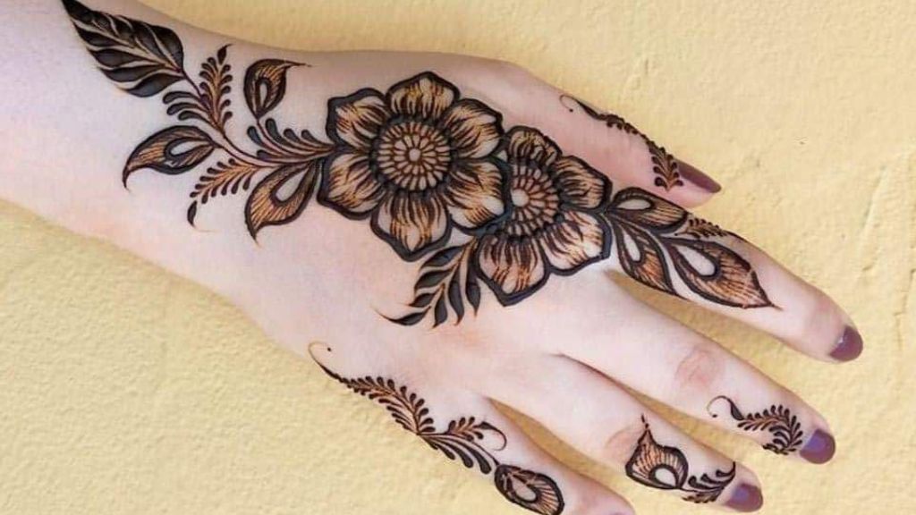 Mehndi Design for Girls