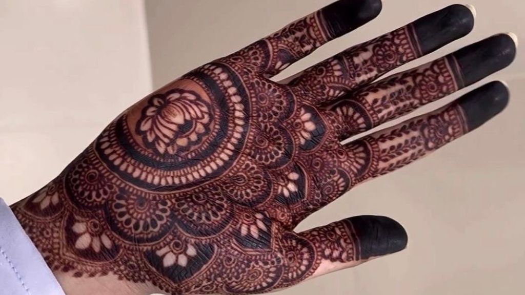 Mehndi Design 2024