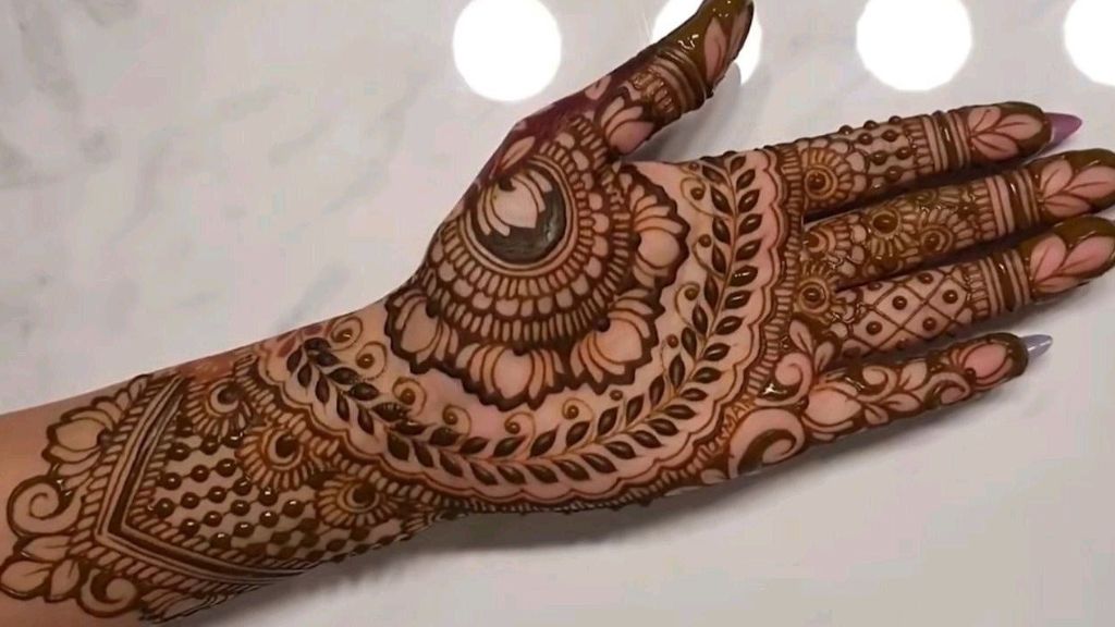 Mehndi Design 2024