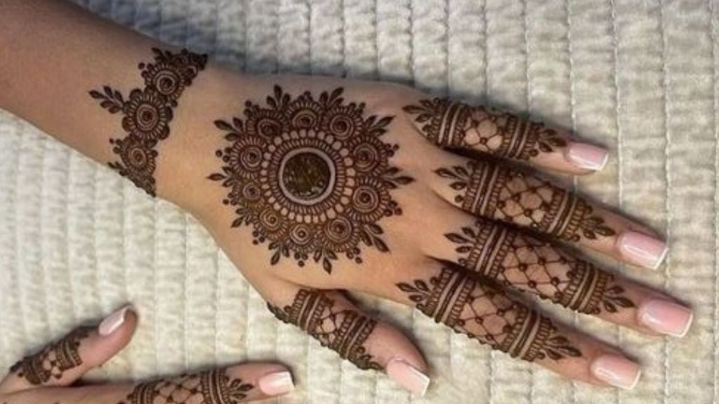 Mehandi Designs Easy